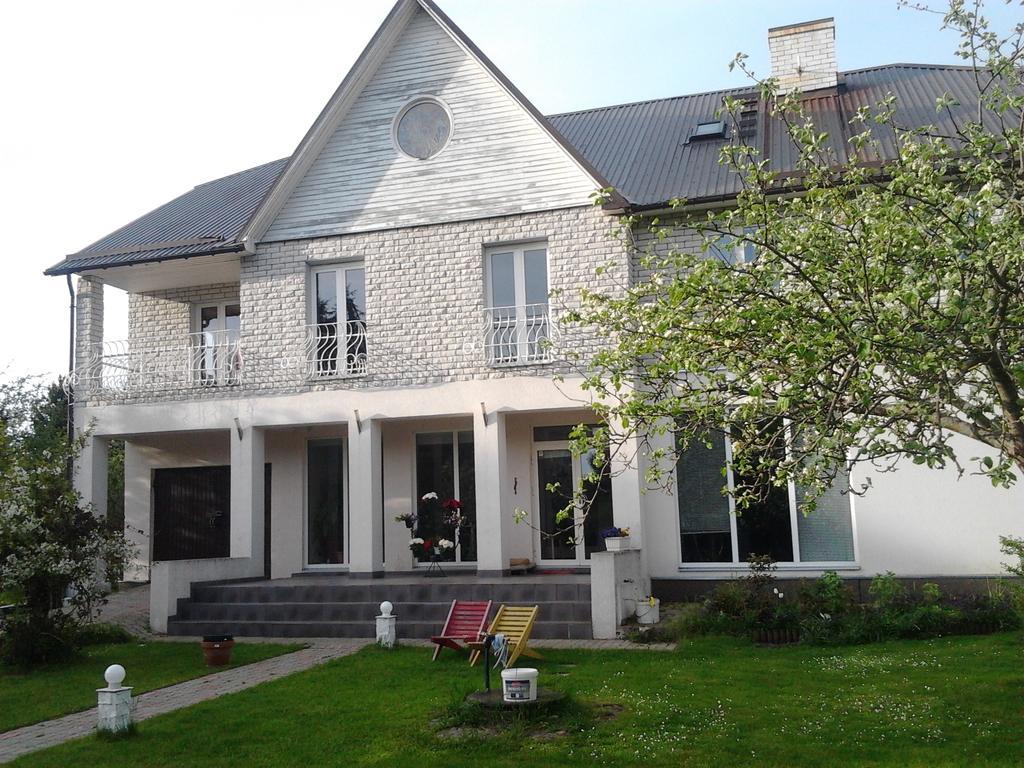 Oti Guesthouse Tallinn Luaran gambar