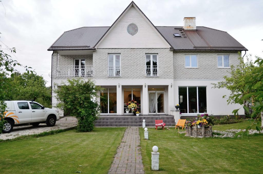 Oti Guesthouse Tallinn Luaran gambar