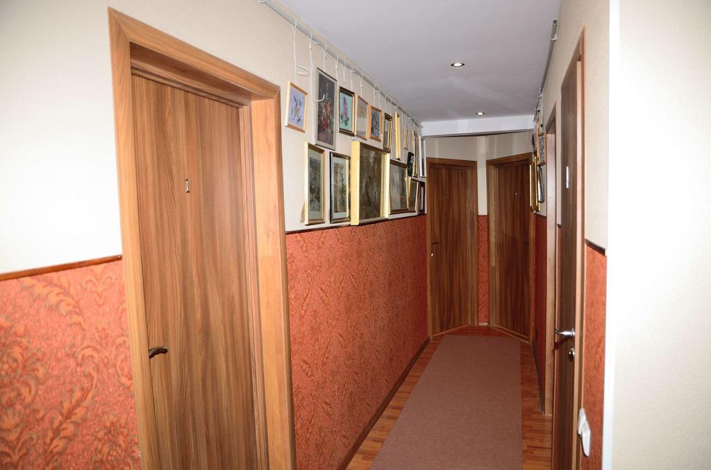 Oti Guesthouse Tallinn Luaran gambar